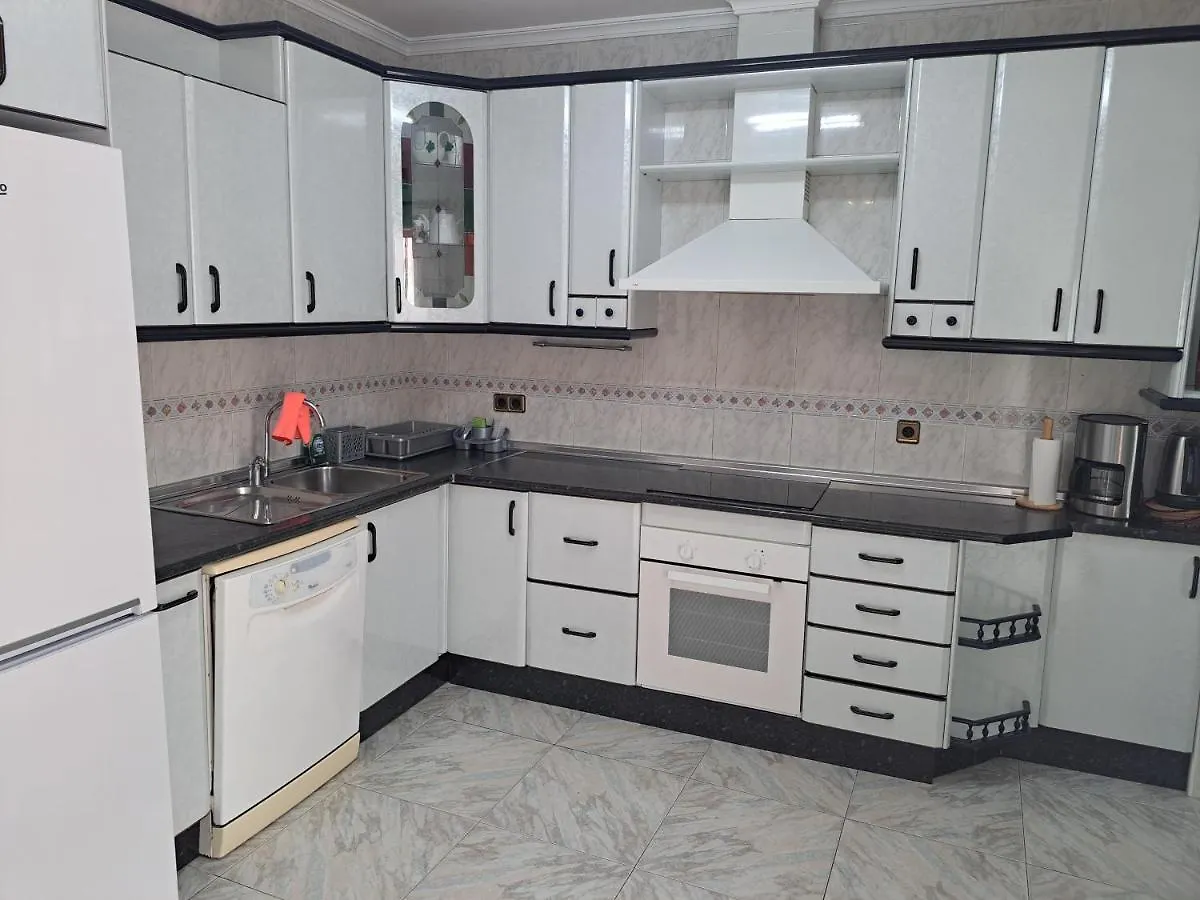Holiday home Spacious Apartment In Villa Noelia Benalmadena With Private Pool, Garden & Parking