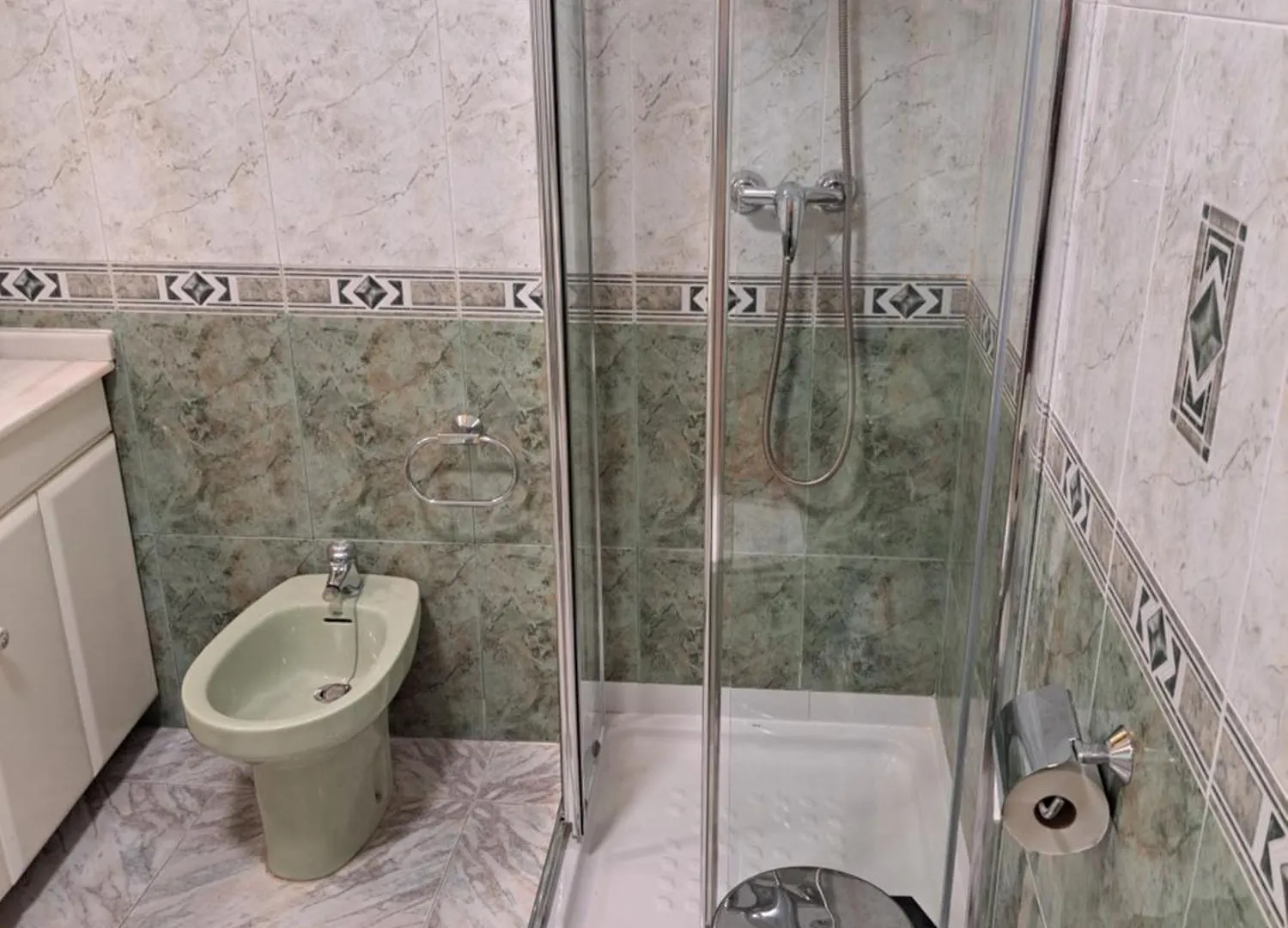 Spacious Apartment In Villa Noelia Benalmadena With Private Pool, Garden & Parking Holiday home