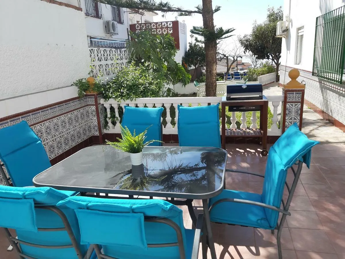 Spacious Apartment In Villa Noelia Benalmadena With Private Pool, Garden & Parking Holiday home